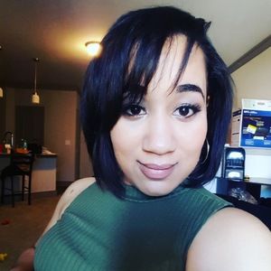 Meet your Posher, Leeanna